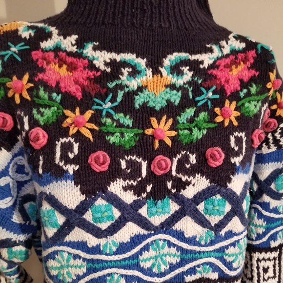 VINTAGE HAND KNIT SWEATER JENNIFER REED CHUNKY 90S SIZE M 🌺 FLORAL GEOMETRIC 3D - Picture 2 of 11